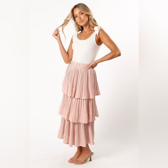 Petal & pup textured tiered maxi skirt mauve nwt - Picture 3 of 5